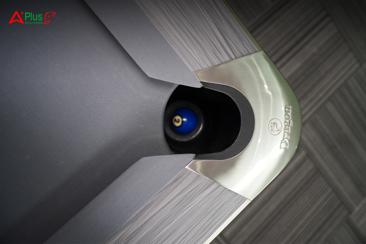 Bàn bida Aplus Olympus sử dụng băng cao su Premier K55 nhập khẩu Taiwan đạt chuẩn quốc tế